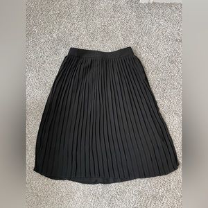 Black pleated midi skirt